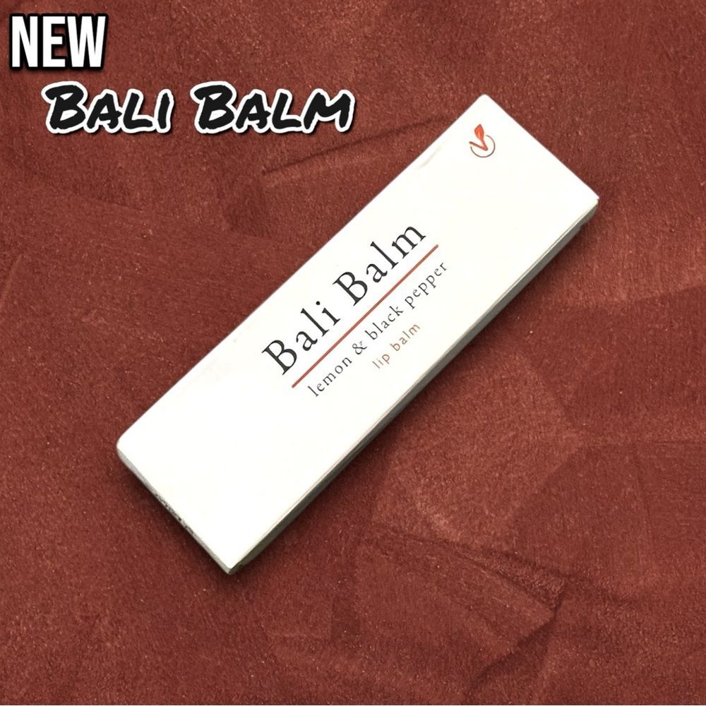 NEW NIB Bali Balm – Lemon & Black Pepper Lip Balm Makeup
